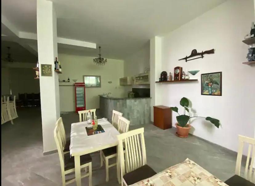 Qerana'S Rooms: Corner Of Nature โกเลม ภายนอก รูปภาพ